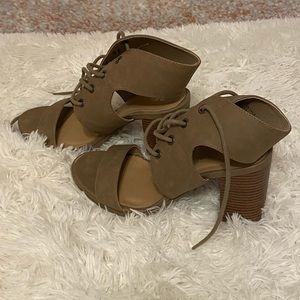 Madden Girl Size 6.5